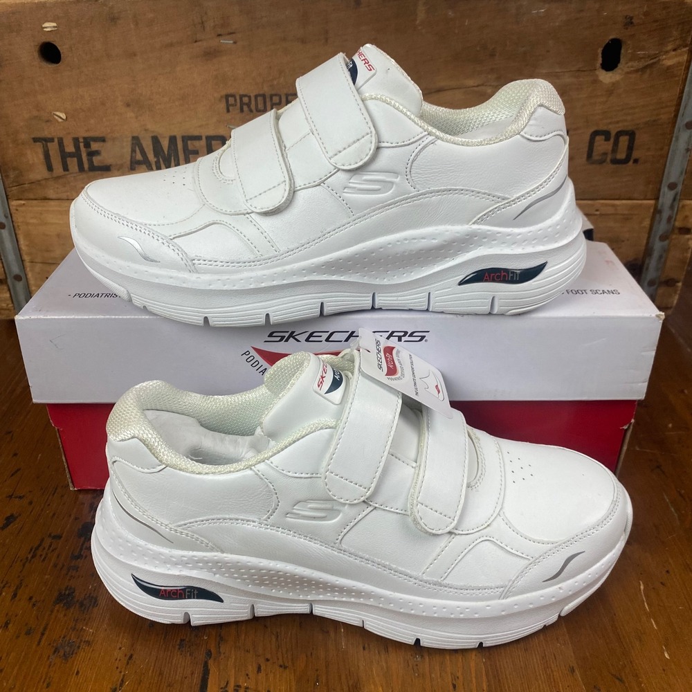 Skechers Arch Fit Women's Size 5 Best Step White Hook and Loop Shoes Comfort